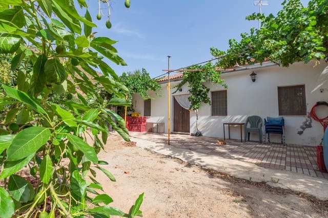2 bedroom Finca/Country House for sale in Riogordo - € 249,000 (Ref: 9981823)