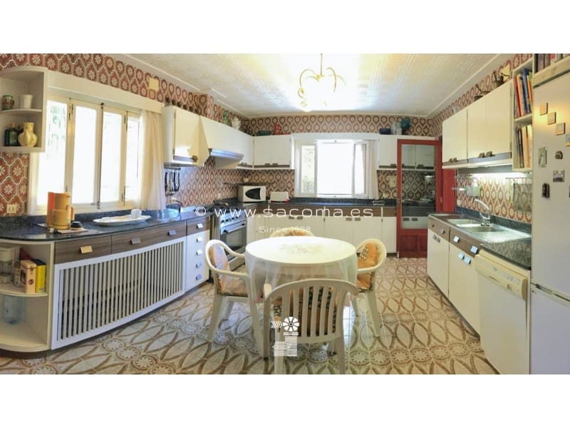 8 soveværelse Finca/Landehus til salg i Son Carrio med swimmingpool garage - € 750.000 (Ref: 5235728)