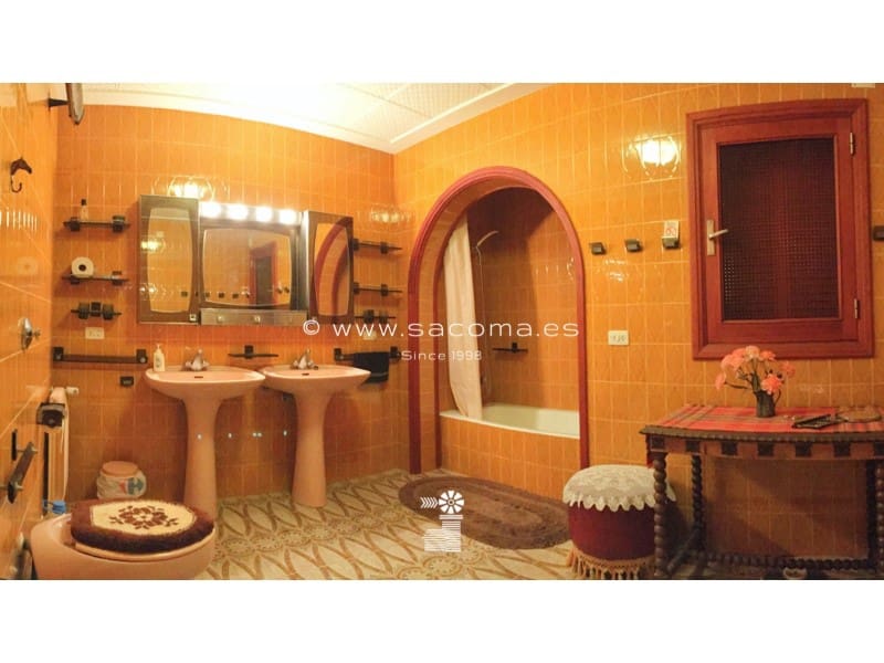 8 soveværelse Finca/Landehus til salg i Son Carrio med swimmingpool garage - € 750.000 (Ref: 5235728)