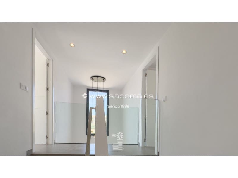 3 slaapkamer Villa te koop in Cala Ratjada met zwembad - € 875.000 (Ref: 7414222)