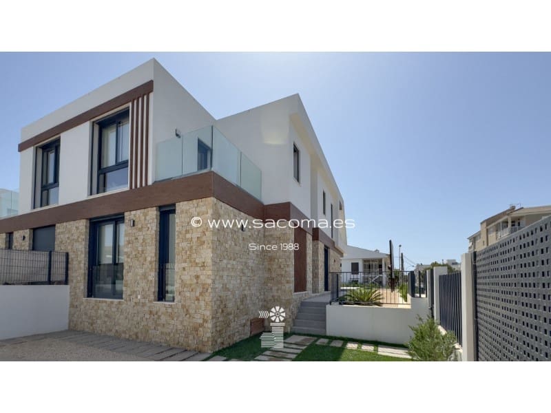 3 slaapkamer Villa te koop in Cala Ratjada met zwembad - € 875.000 (Ref: 7414222)