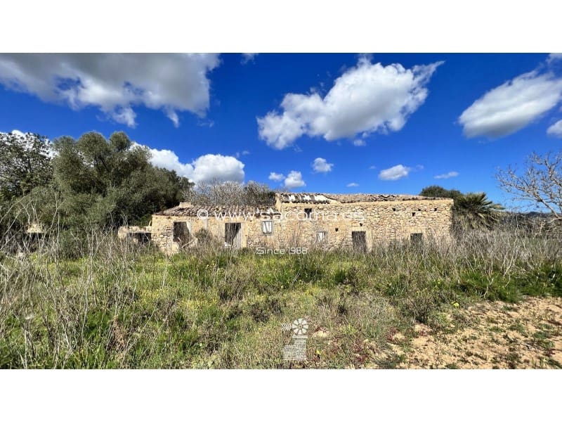 Grunde uden byggetilladelser til salg i Arta - € 790.000 (Ref: 7446069)