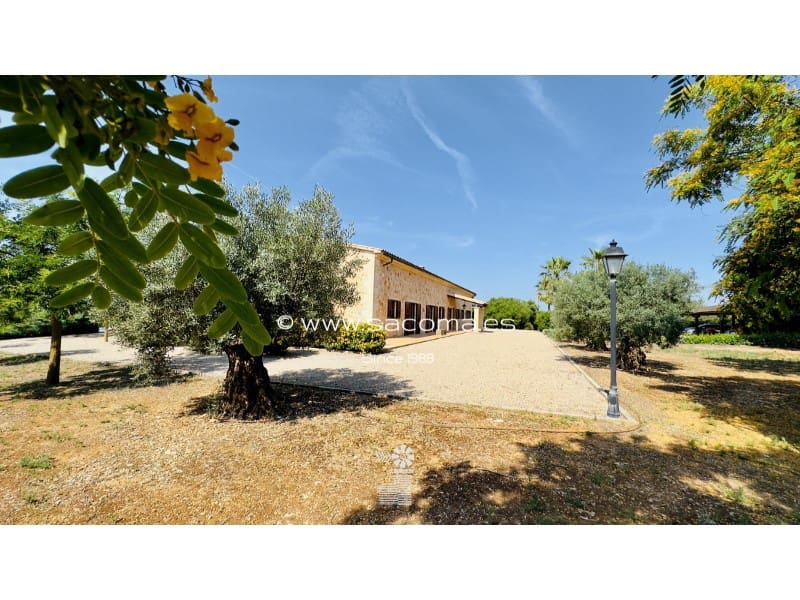 4 soveværelse Finca/Landehus til salg i Portocristo / Port de Manacor med swimmingpool - € 2.975.000 (Ref: 7670436)