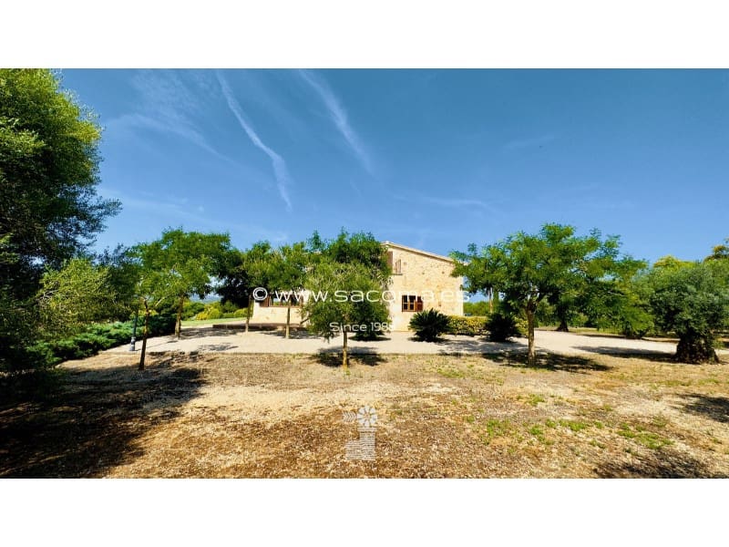 4 soveværelse Finca/Landehus til salg i Portocristo / Port de Manacor med swimmingpool - € 2.975.000 (Ref: 7670436)