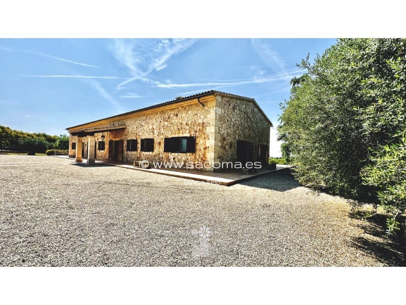 4 soveværelse Finca/Landehus til salg i Portocristo / Port de Manacor med swimmingpool - € 2.975.000 (Ref: 7670436)