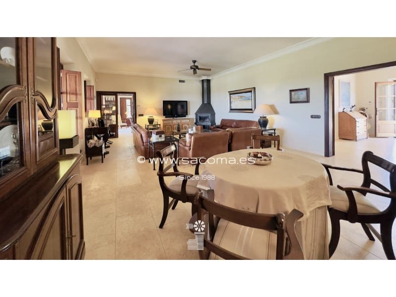 4 soveværelse Finca/Landehus til salg i Portocristo / Port de Manacor med swimmingpool - € 2.975.000 (Ref: 7670436)