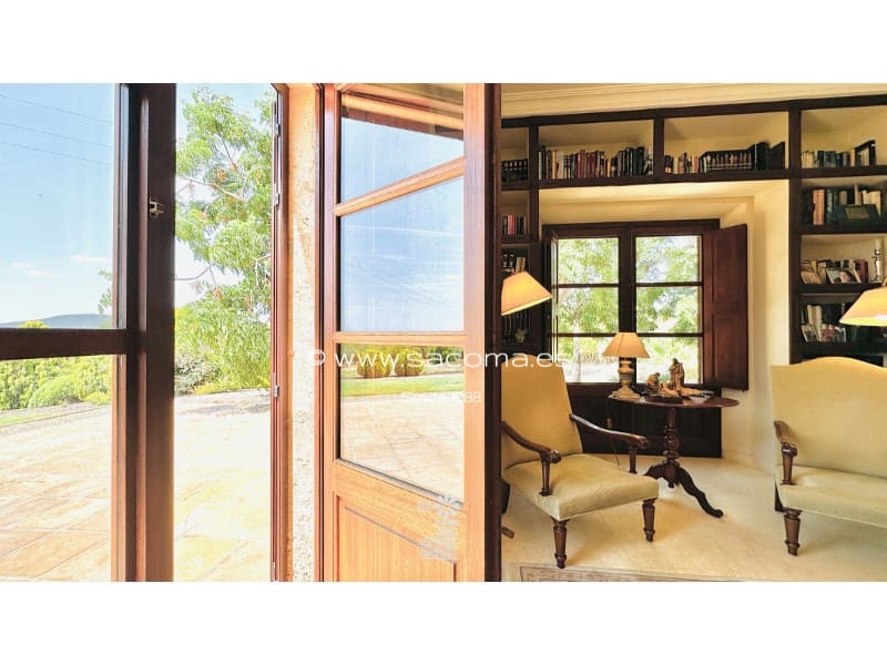 4 soveværelse Finca/Landehus til salg i Portocristo / Port de Manacor med swimmingpool - € 2.975.000 (Ref: 7670436)