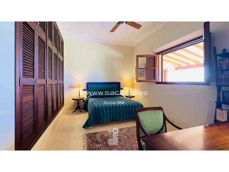 4 soveværelse Finca/Landehus til salg i Portocristo / Port de Manacor med swimmingpool - € 2.975.000 (Ref: 7670436)