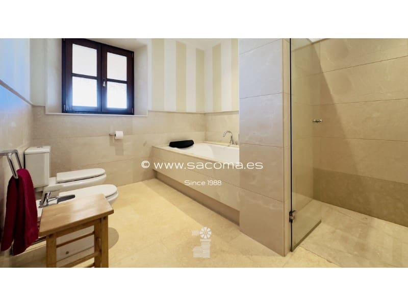 4 soveværelse Finca/Landehus til salg i Portocristo / Port de Manacor med swimmingpool - € 2.975.000 (Ref: 7670436)