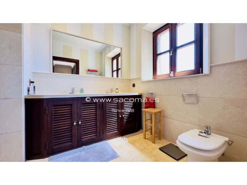 4 soveværelse Finca/Landehus til salg i Portocristo / Port de Manacor med swimmingpool - € 2.975.000 (Ref: 7670436)