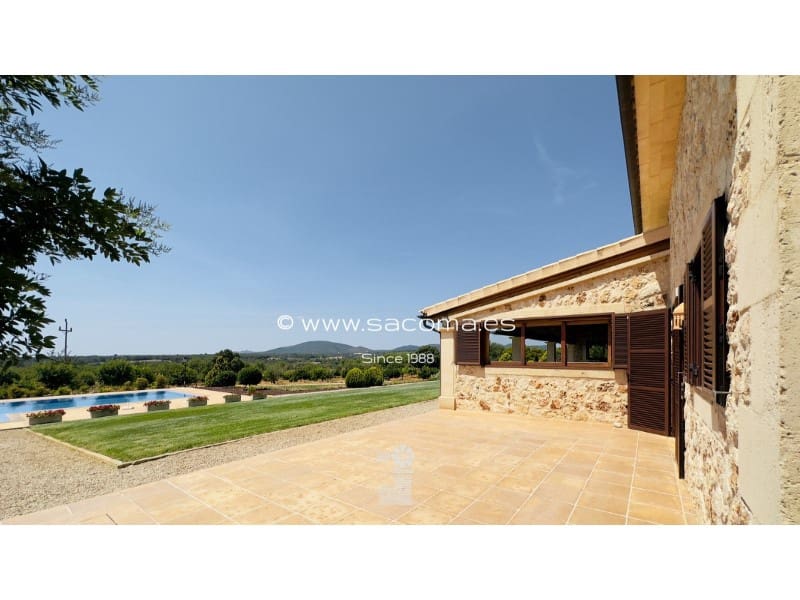 4 soveværelse Finca/Landehus til salg i Portocristo / Port de Manacor med swimmingpool - € 2.975.000 (Ref: 7670436)