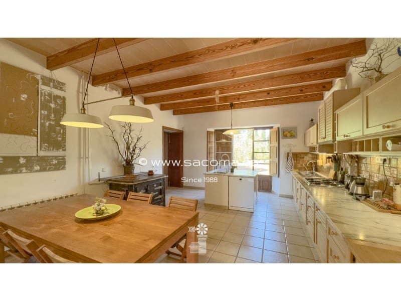 7 soveværelse Finca/Landehus til salg i Santanyi med swimmingpool garage - € 3.500.000 (Ref: 8464119)