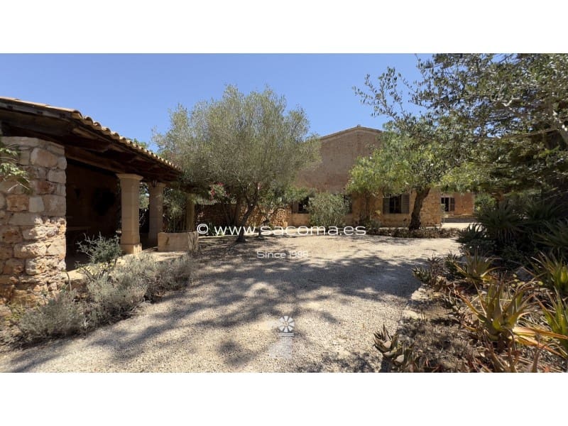 7 soveværelse Finca/Landehus til salg i Santanyi med swimmingpool garage - € 3.500.000 (Ref: 8464119)