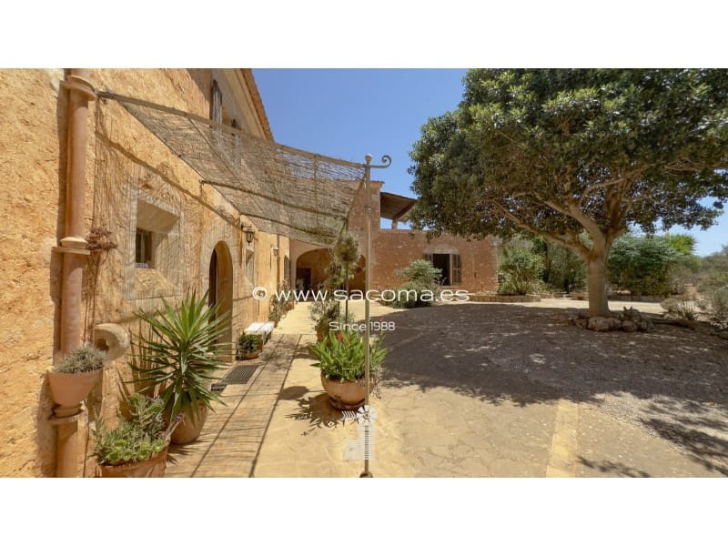 7 soveværelse Finca/Landehus til salg i Santanyi med swimmingpool garage - € 3.500.000 (Ref: 8464119)