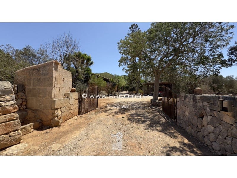 7 soveværelse Finca/Landehus til salg i Santanyi med swimmingpool garage - € 3.500.000 (Ref: 8464119)