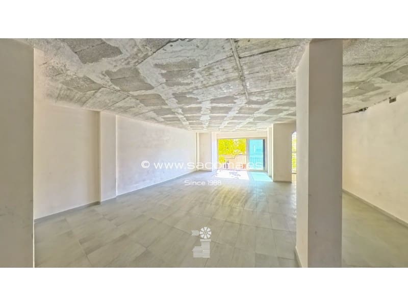 Toimisto myytävänä paikassa Manacor - 189 000 € (Ref: 8610535)