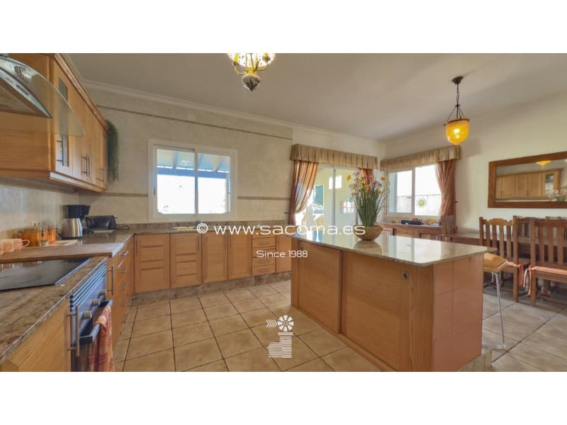 3 soveværelse Villa til salg i Son Carrio med swimmingpool garage - € 590.000 (Ref: 8737656)