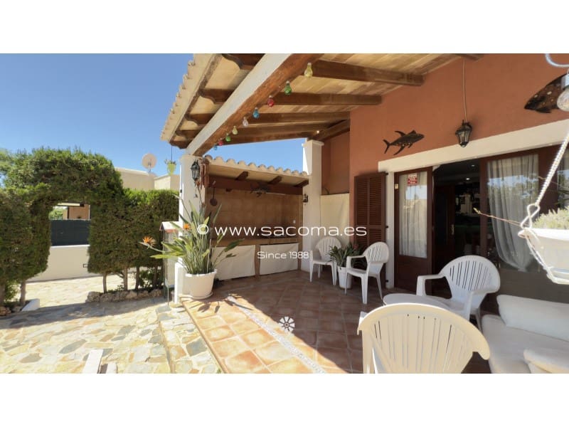 4 soverom Villa til salgs i Sa Coma med garasje - € 670 000 (Ref: 9174918)