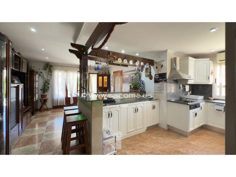 4 soverom Villa til salgs i Sa Coma med garasje - € 670 000 (Ref: 9174918)