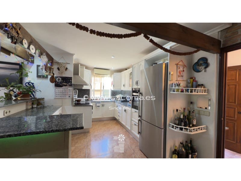 4 soverom Villa til salgs i Sa Coma med garasje - € 670 000 (Ref: 9174918)