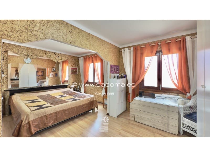 4 soverom Villa til salgs i Sa Coma med garasje - € 670 000 (Ref: 9174918)