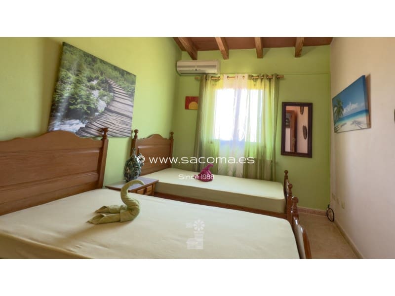 4 soverom Villa til salgs i Sa Coma med garasje - € 670 000 (Ref: 9174918)