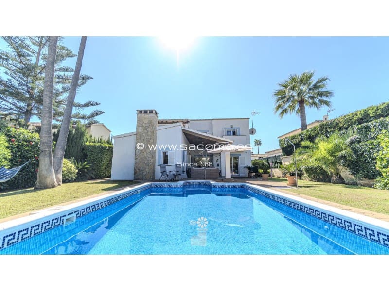 4 soveværelse Villa til salg i Sa Coma med swimmingpool - € 1.150.000 (Ref: 9269641)