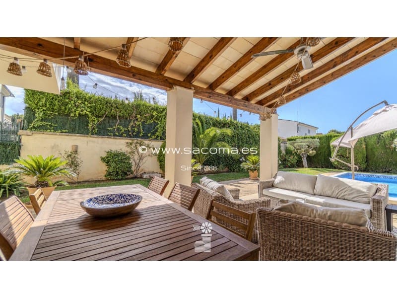 4 bedroom Villa for sale in Sa Coma with pool - € 1,150,000 (Ref: 9269641)