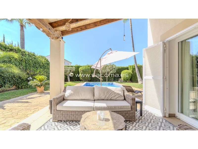 4 bedroom Villa for sale in Sa Coma with pool - € 1,150,000 (Ref: 9269641)