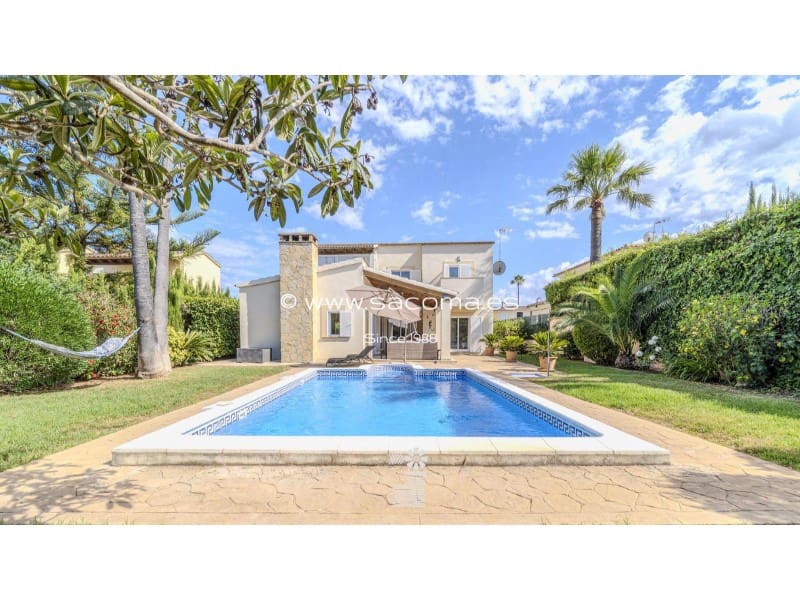 4 bedroom Villa for sale in Sa Coma with pool - € 1,150,000 (Ref: 9269641)