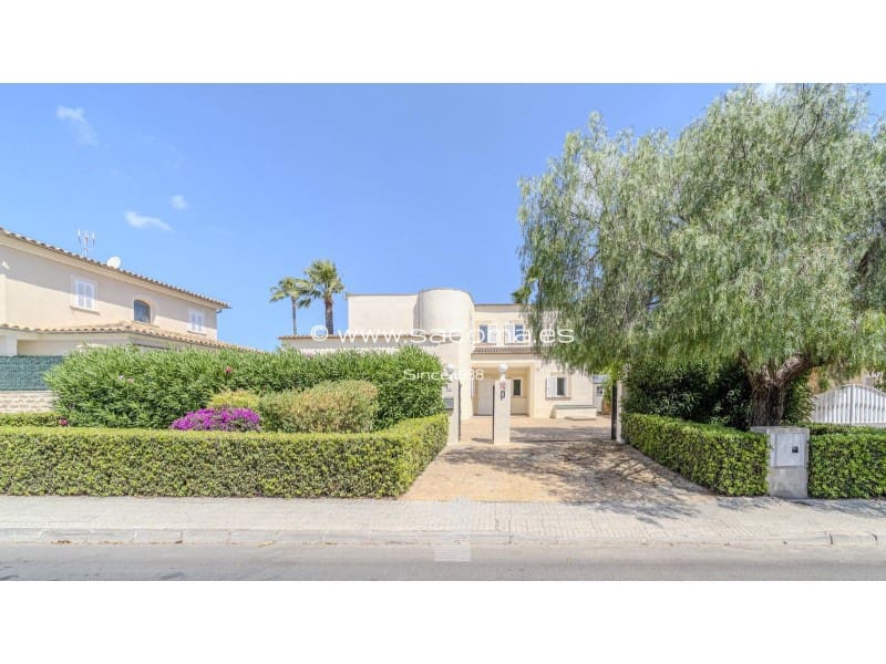 4 bedroom Villa for sale in Sa Coma with pool - € 1,150,000 (Ref: 9269641)