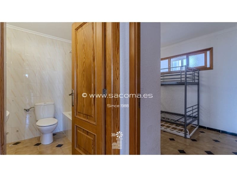 2 bedroom Apartment for sale in Cala Bona - € 295,000 (Ref: 9551296)