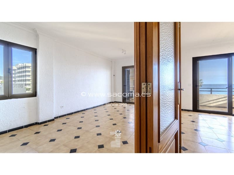 2 bedroom Apartment for sale in Cala Bona - € 295,000 (Ref: 9551296)