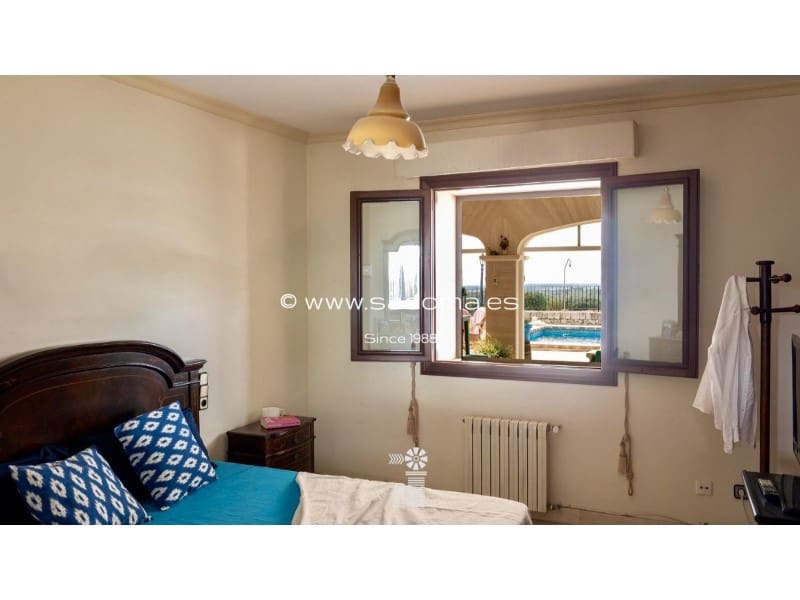 4 sovrum Finca/Hus på landet till salu i Calas de Mallorca med pool garage - 1 950 000 € (Ref: 9555640)