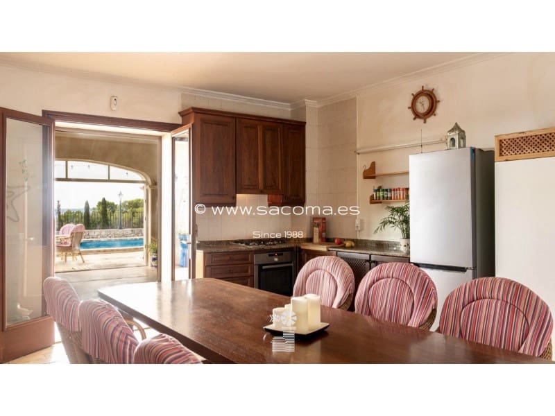 4 sovrum Finca/Hus på landet till salu i Calas de Mallorca med pool garage - 1 950 000 € (Ref: 9555640)