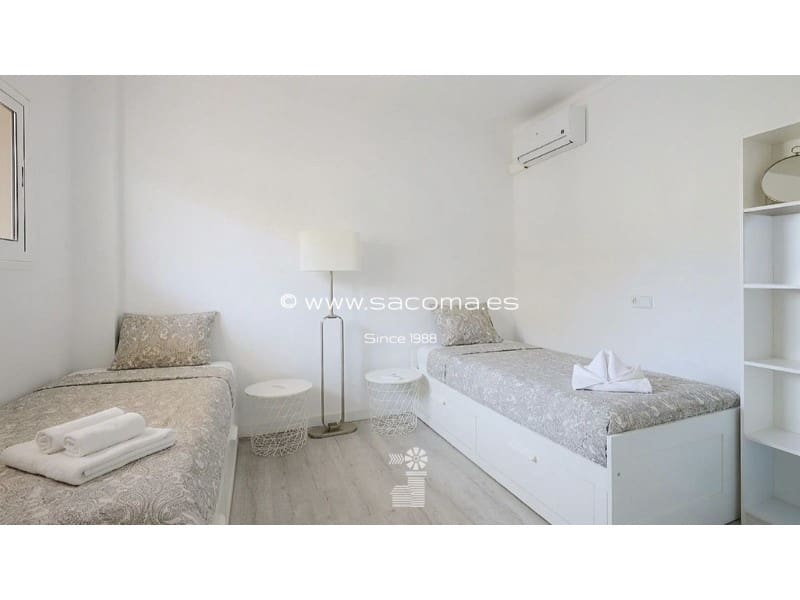 3 soveværelse Lejlighed til salg i Cala Millor - € 459.000 (Ref: 9714732)