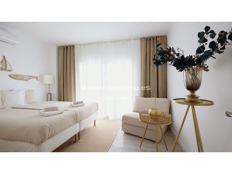 3 soveværelse Lejlighed til salg i Cala Millor - € 459.000 (Ref: 9714732)