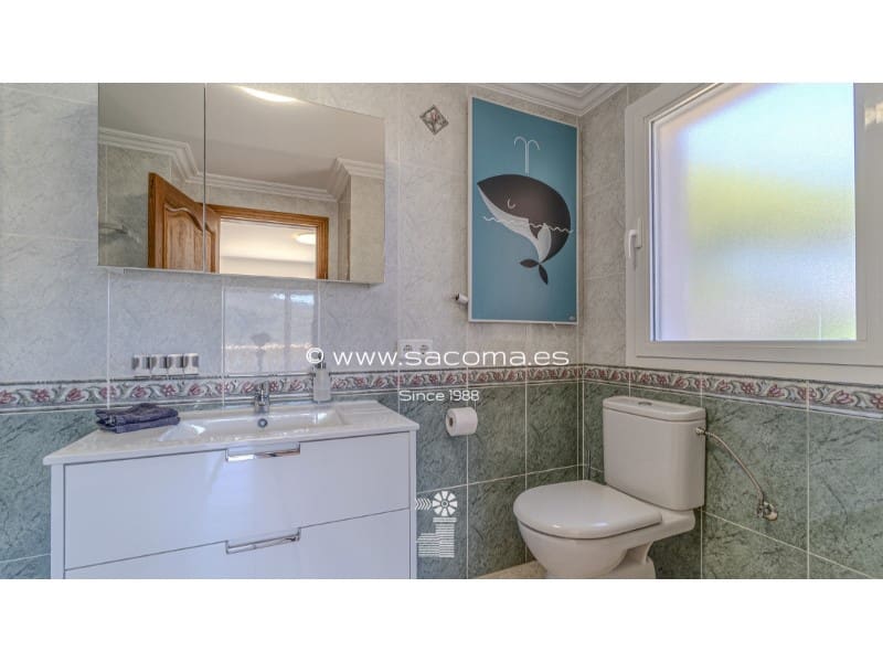 5 bedroom Villa for sale in Cala Mesquida with pool - € 1,750,000 (Ref: 9797022)