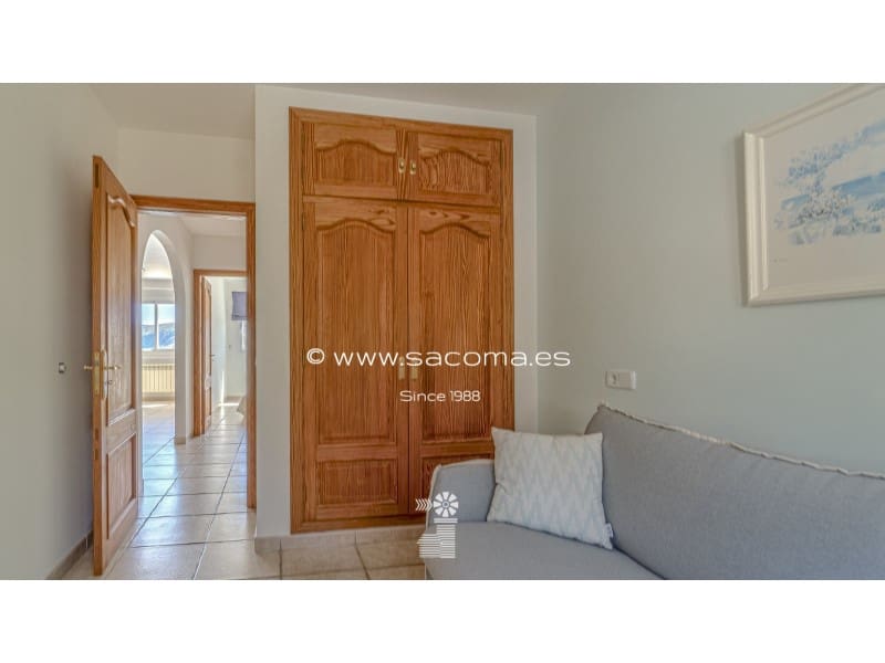 5 bedroom Villa for sale in Cala Mesquida with pool - € 1,750,000 (Ref: 9797022)