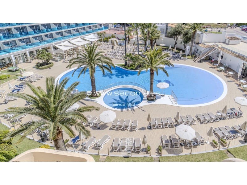 3 sovrum Lägenhet till salu i Sa Coma med pool - 495 000 € (Ref: 9873109)