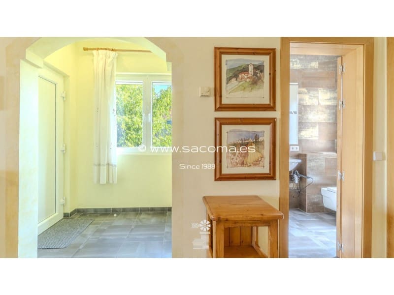 3 bedroom Villa for sale in Manacor with garage - € 650,000 (Ref: 9928992)