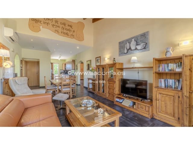 Chalet de 3 habitaciones en Cala Anguila, Manacor en venta con garaje - 650.000 € (Ref: 9928992)