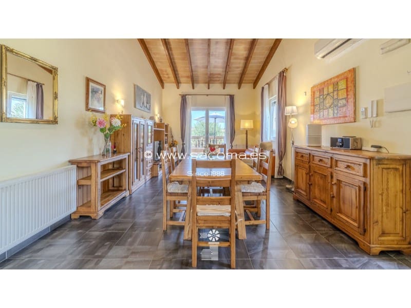 3 bedroom Villa for sale in Manacor with garage - € 650,000 (Ref: 9928992)
