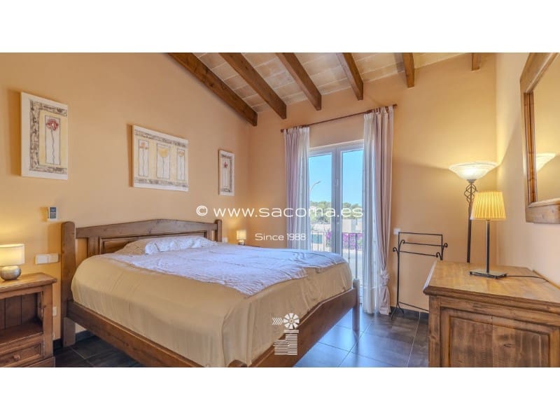 3 bedroom Villa for sale in Manacor with garage - € 650,000 (Ref: 9928992)