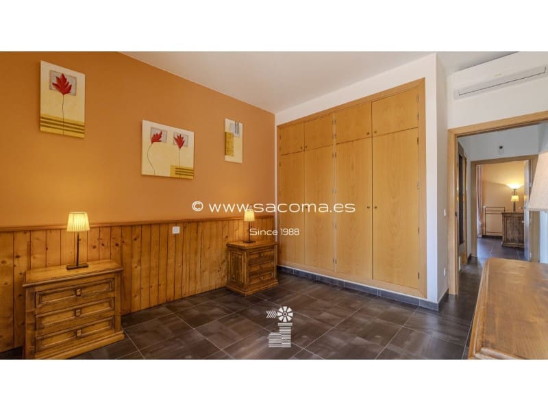3 bedroom Villa for sale in Manacor with garage - € 650,000 (Ref: 9928992)