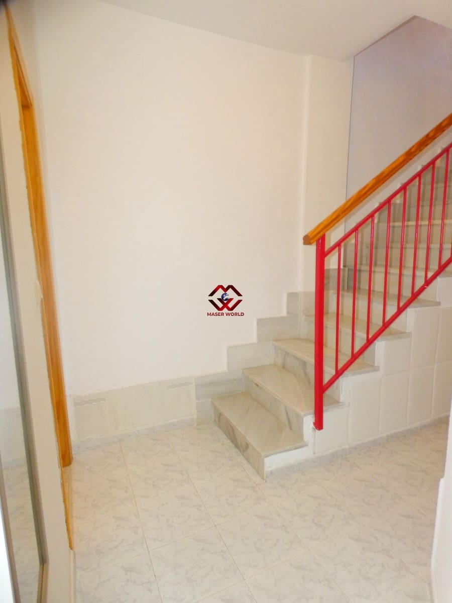 Piso de 4 habitaciones en Puerto de Mazarron en venta - 135.000 € (Ref: 10011460)