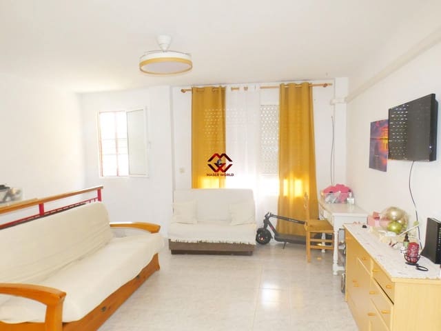 Piso de 4 habitaciones en Puerto de Mazarron, Mazarrón en venta - 135.000 € (Ref: 10011460)