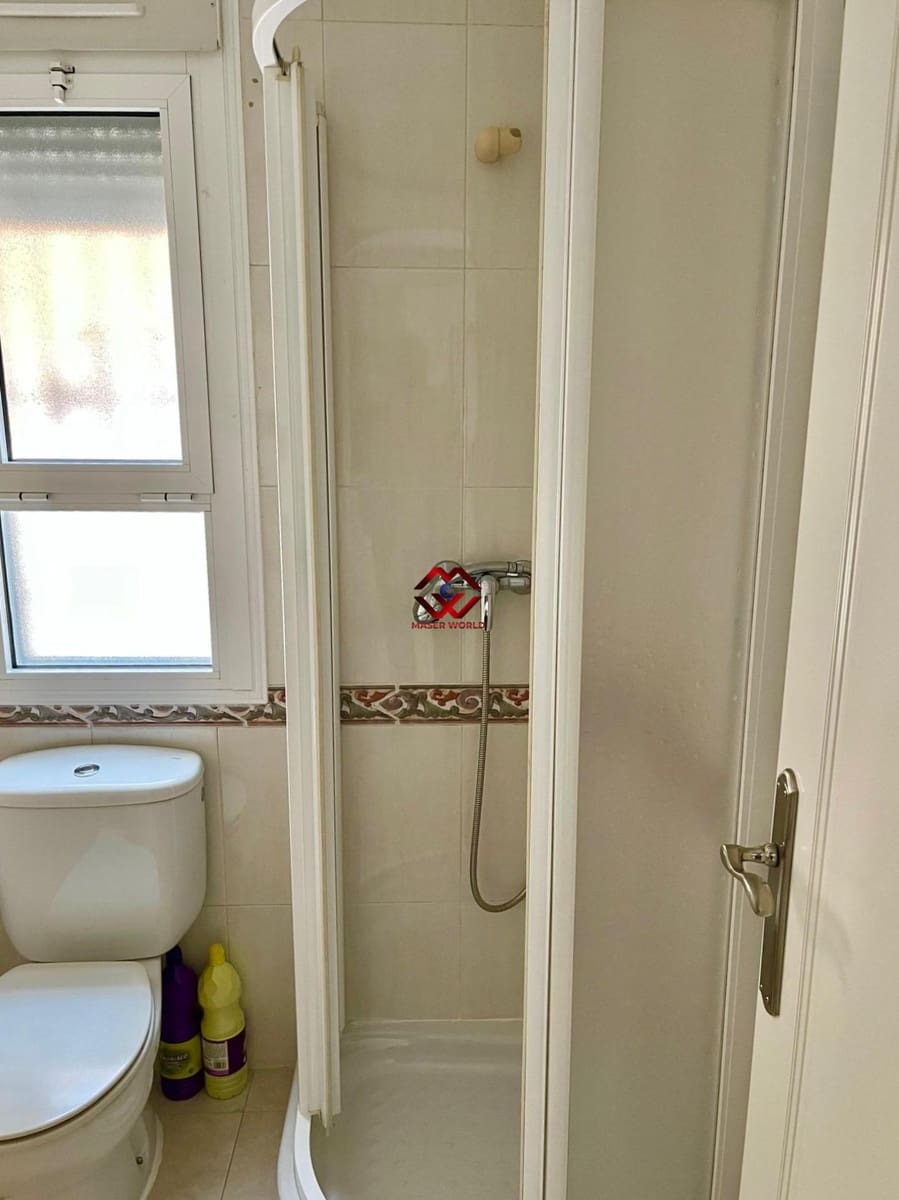 2 bedroom Apartment for sale in Los Alcazares with pool - € 215,000 (Ref: 10038376)
