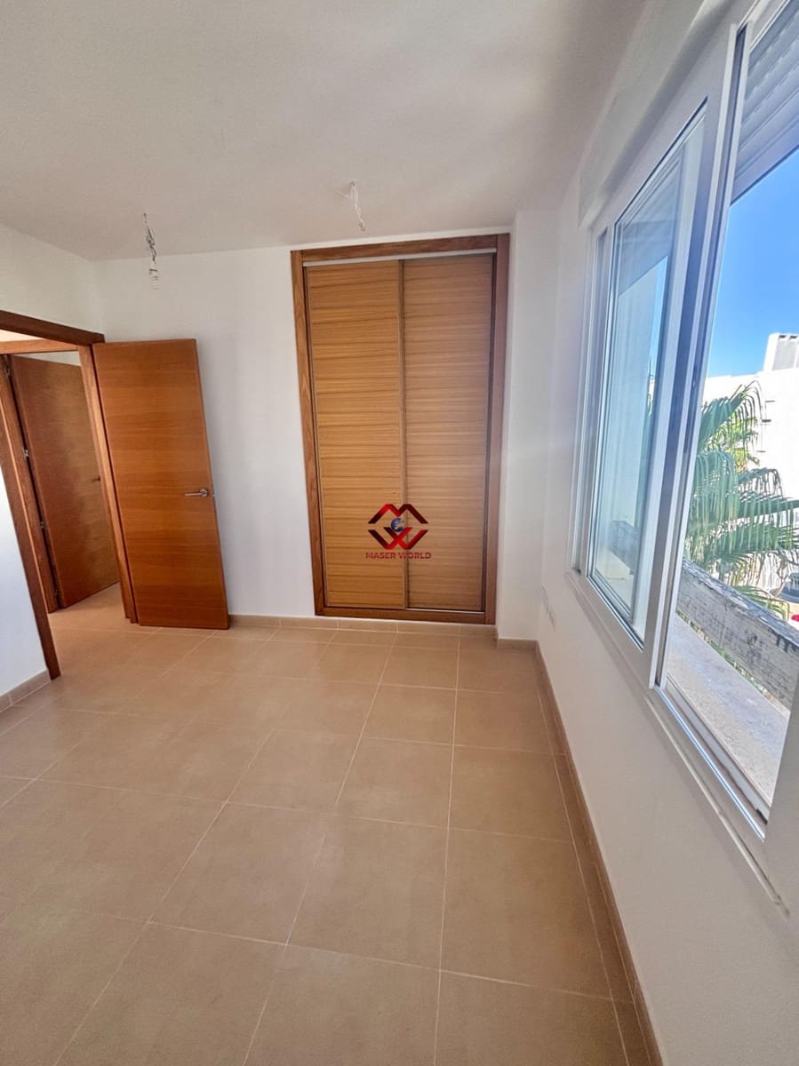 2 slaapkamer Appartement te koop in Roldan met zwembad - € 127.000 (Ref: 10050303)