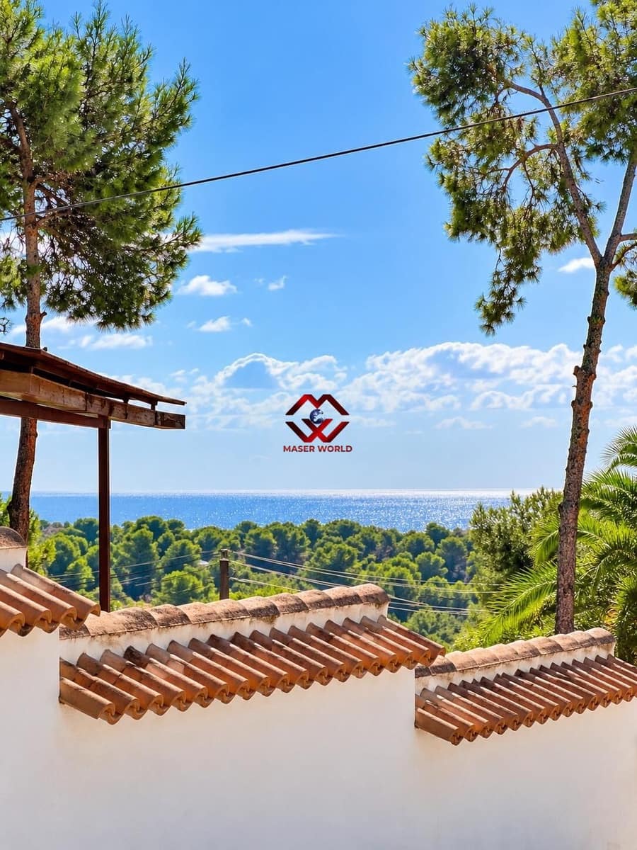 3 bedroom Villa for sale in Pinar de Campoverde with garage - € 345,000 (Ref: 10067915)